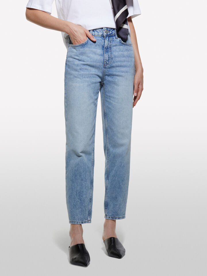 Style 68 – Helle Mom-Fit-Jeans - mom fit und boyfriend jeans für damen - Azurblau | Sisley image number 3